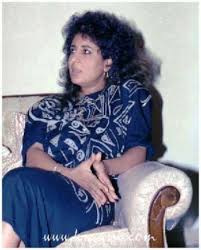 الكاتبة والشاعرة الليبية فوزية شلابي