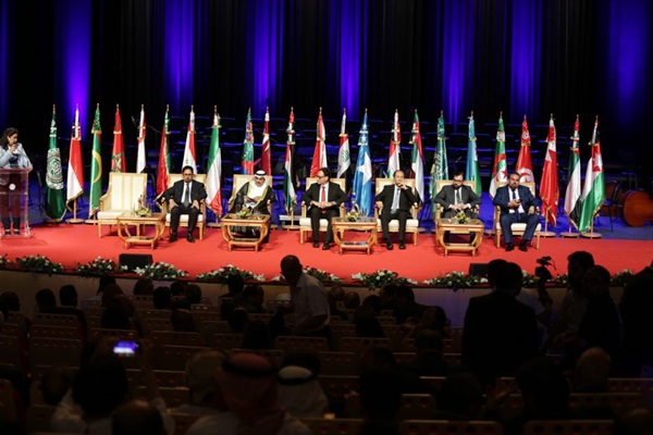 العقد العربية للحق الثقافي