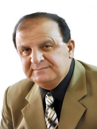 الكاتب العراقي إبراهيم نادر